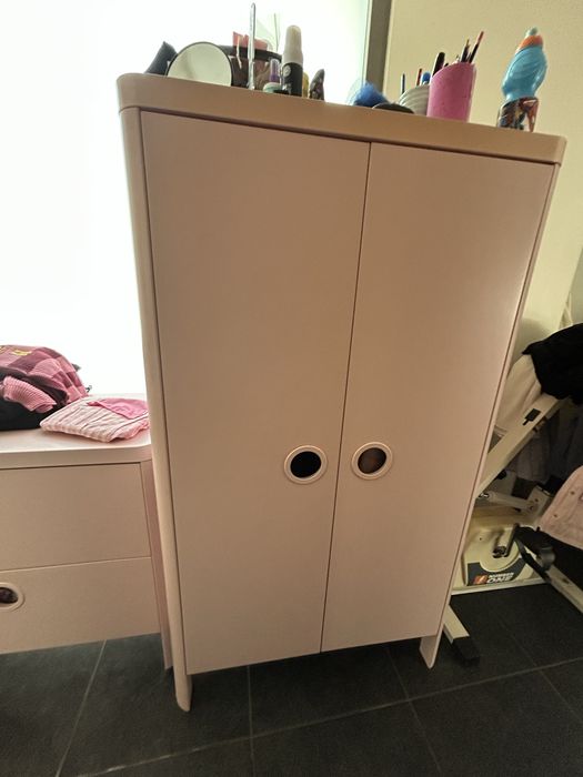 Roupeiro e comoda Ikea criança