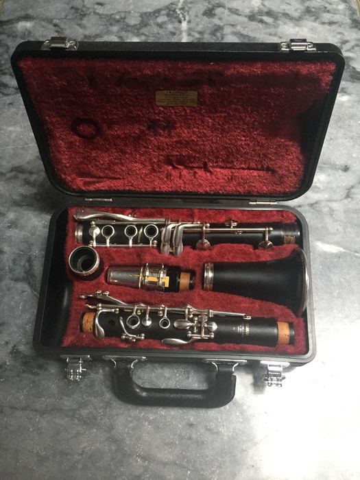 Półprofesjonalny klarnet B Yamaha YCL-52 w bardzo dobrym stanie