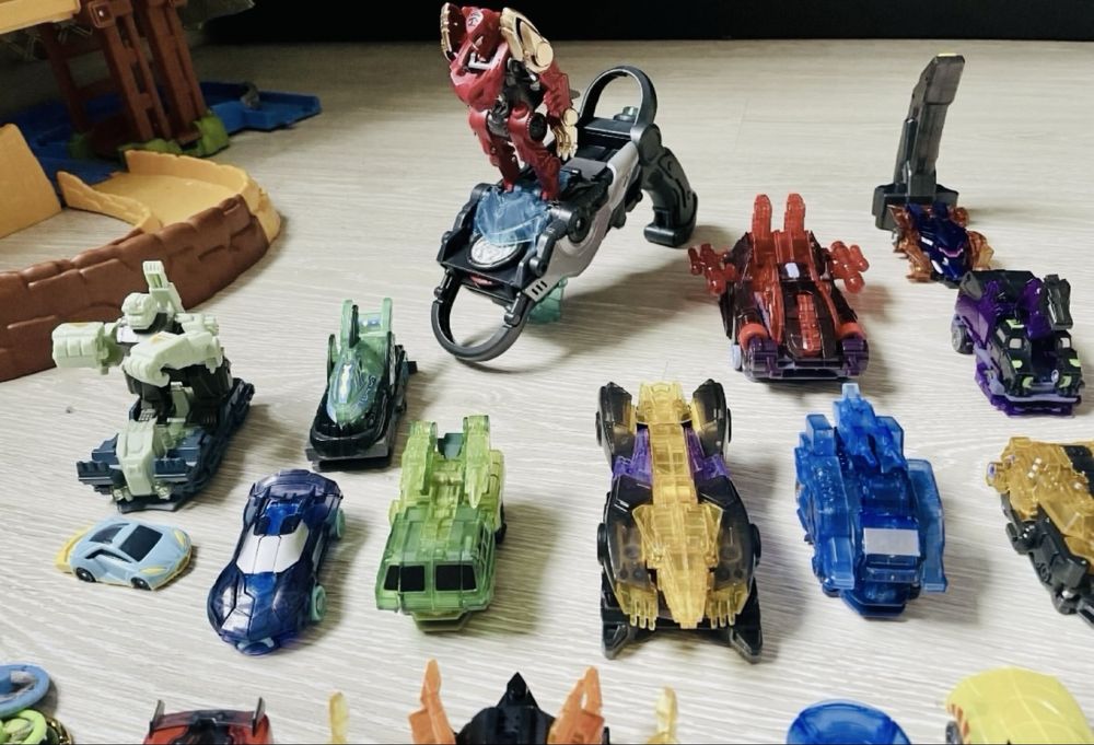 Машинка-трансформер Screechers