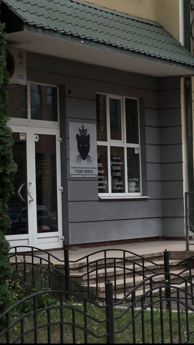 Оренда робочого місця у студії краси. Деталі в описі