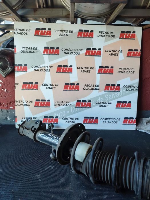 SUSPENSÃO DIREITA FIAT PUNTO  2008