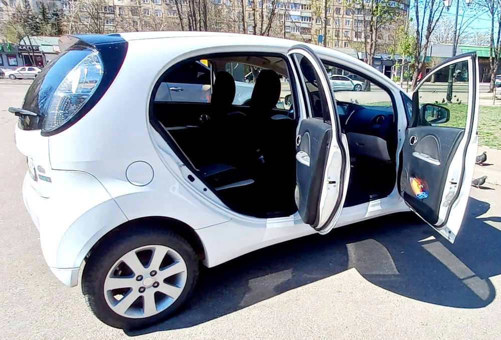 Mitsubishi I-MiEV  2019