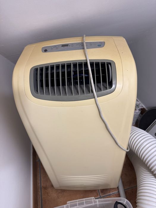 Ar condicionado e desumificador  portatil electrolux