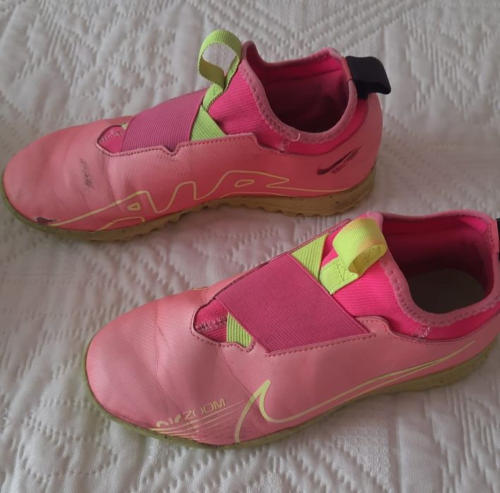 Р.37(23,5 см) NIKE бутси копочки кросівки