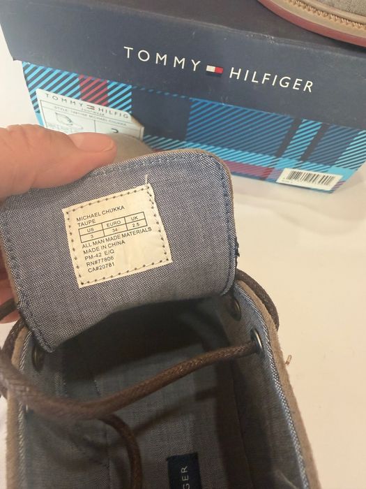 Оригінальні черевики Tommy Hilfiger Michael Chukka (Розмір 34)