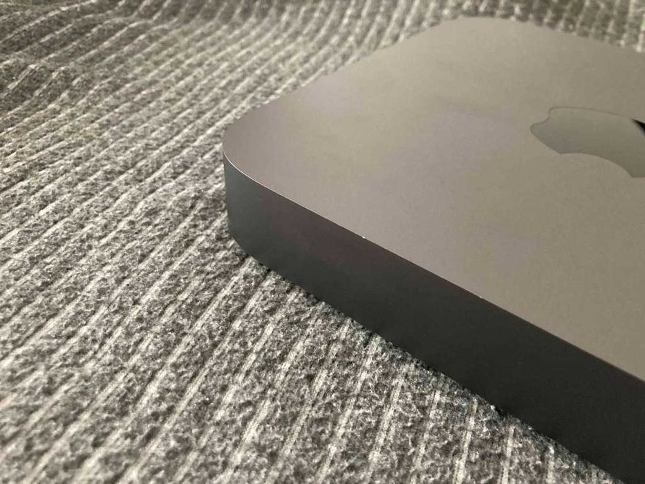 Mac Mini 2018 i7 64GB RAM 1TB SSD Ethernet 10Gb