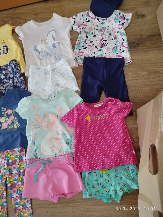 Paczka letnich ubrań dla dziewczynki r 92