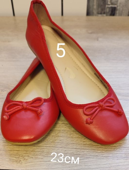 Туфлі на дівчинку