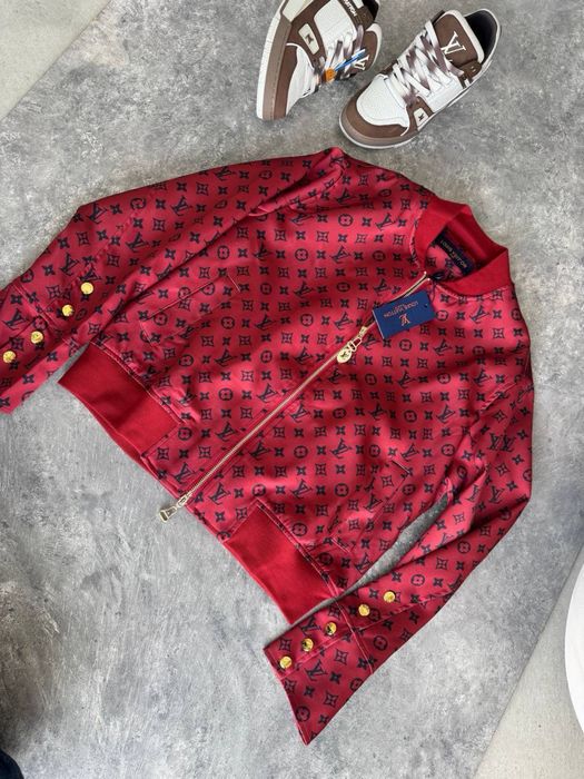 Куртка бомбер the row miu miu різні