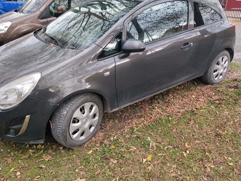 Sprzedam Opel Corsa 1,2b+lpg