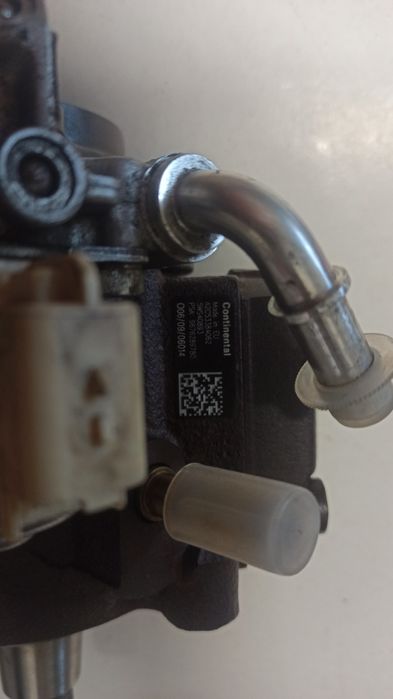 Bomba injetora motores 1.6 hdi PSA