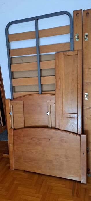 Cama  de solteiro