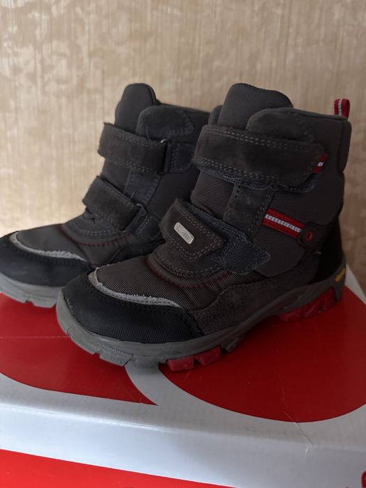 Elefanten зимові мембранні термосапоги з підошвою vibram размер 29