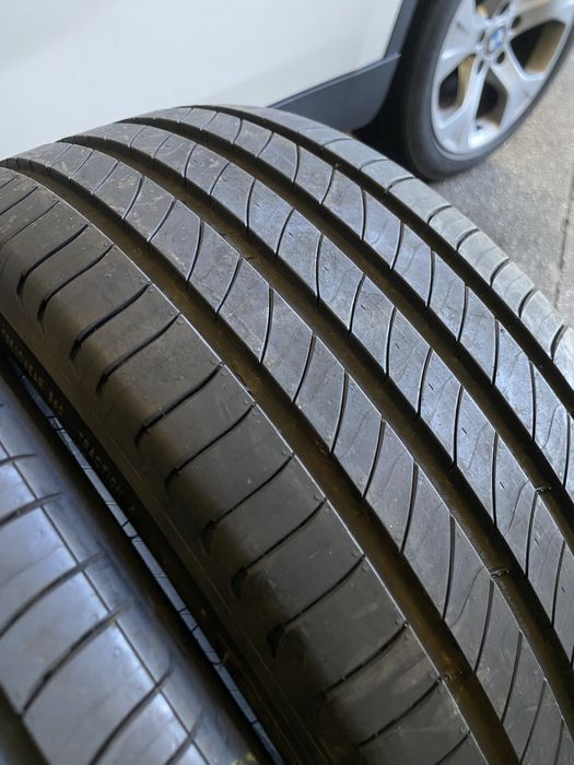 235/45/19 - Michelin Primacy 4 (NOVOS)