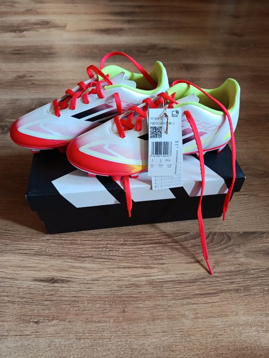 Korki F50 CLUB FG/MG nowe