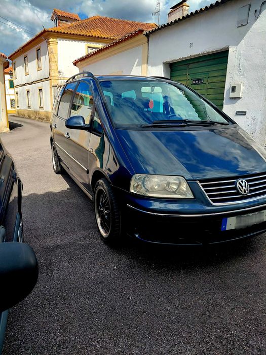 Vw sharan 1.9tdi 130cv com 250kms versão tredline limited.