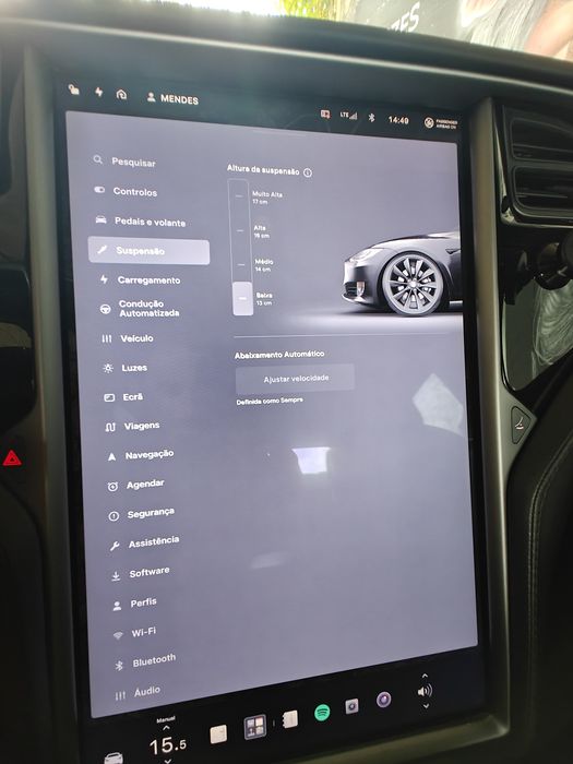 Tesla Model S — fotografia 10
