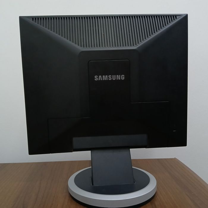 Монітор samsung SyncMaster 940N