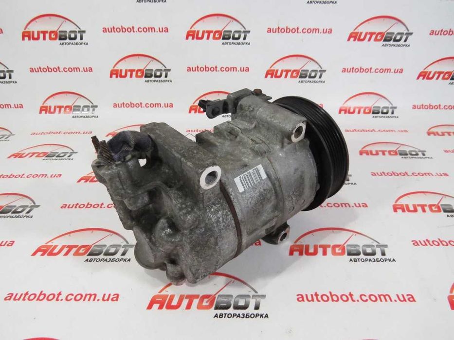 Компресор кондиціонера на Peugeot 308, Citroen C4 DS3 DS4 DS5 1.4 VTI