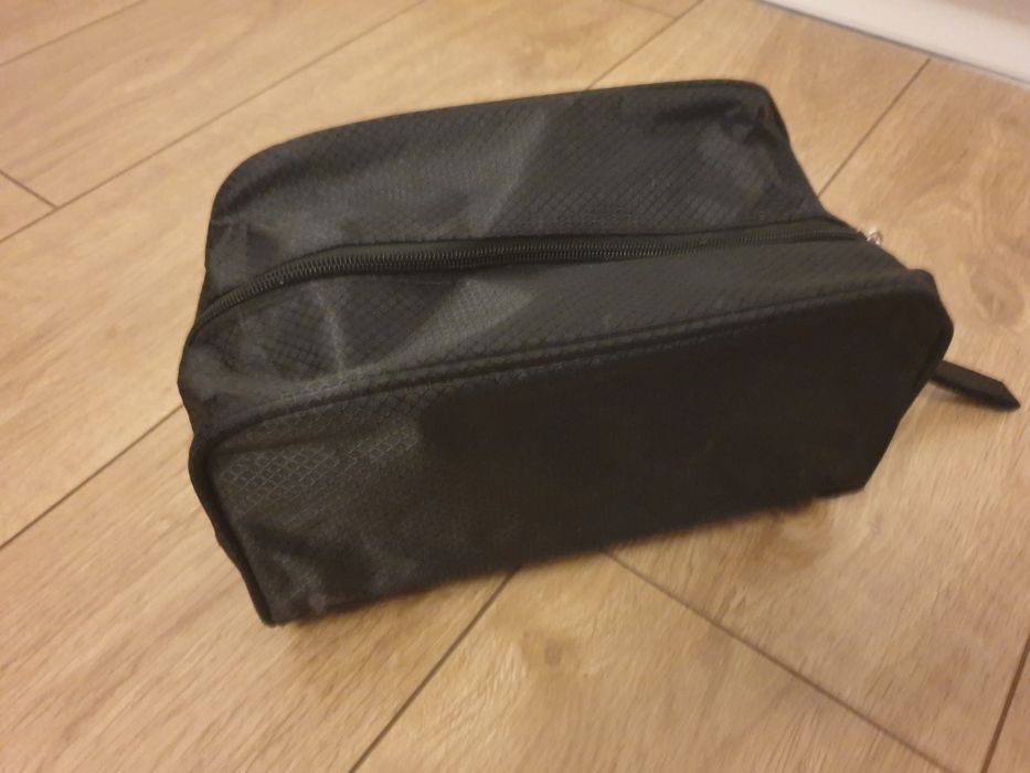 Kosmetyczka męska nowa
