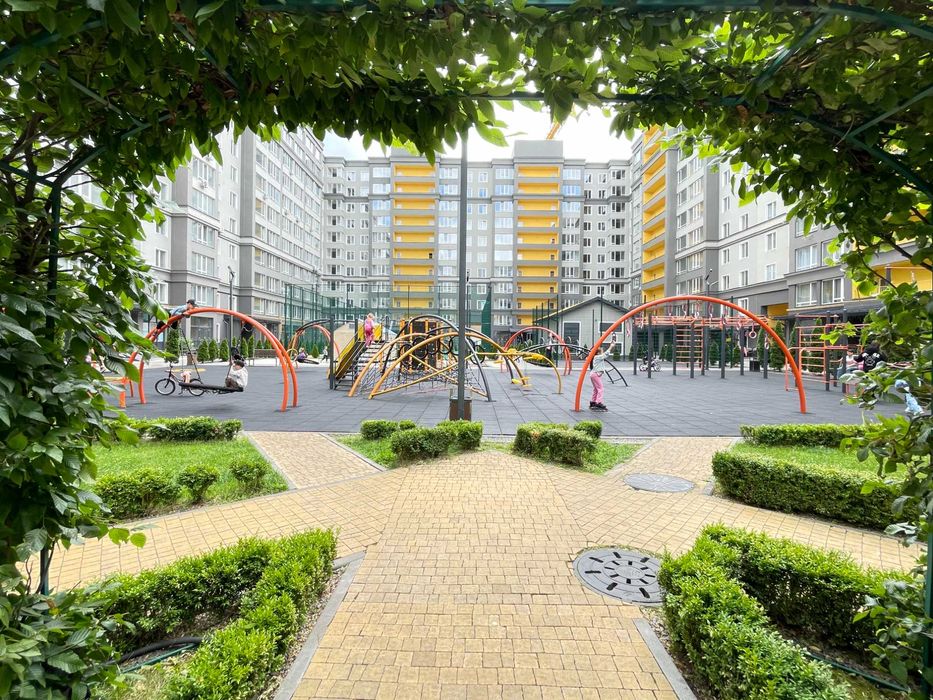 Однокімнатна квартира в заселеному будинку, можна під Сертифікат