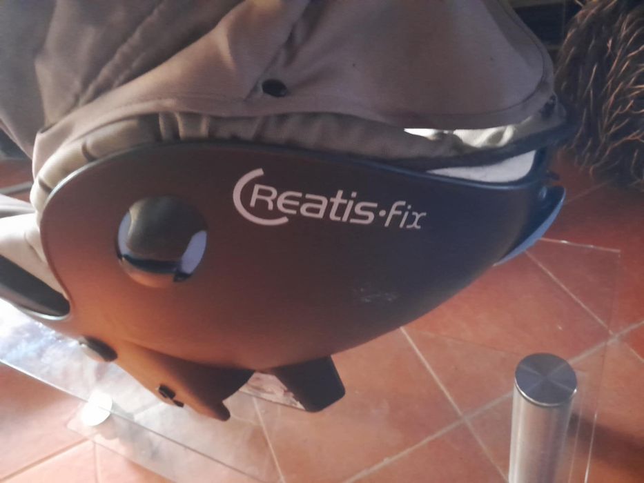 Vendo cadeira de bebe para carro