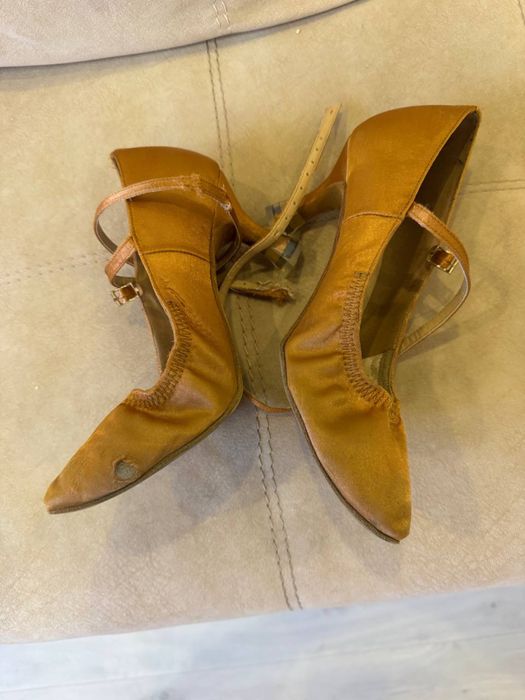 туфлі стандарт,38