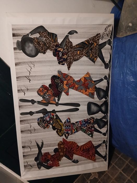 Tela com motivos africa