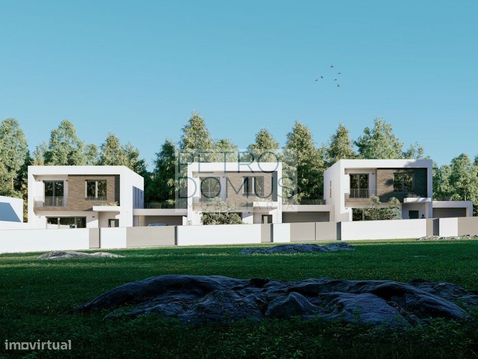 Moradia T4, Parceiros Leiria