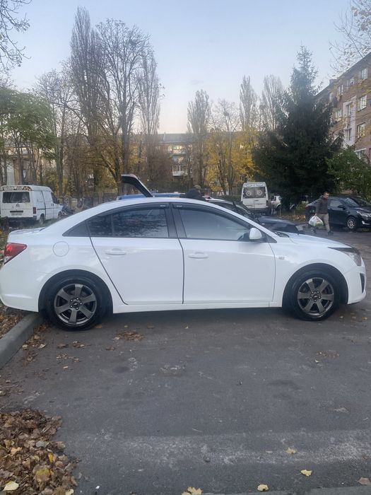 Продам Chevrole cruze