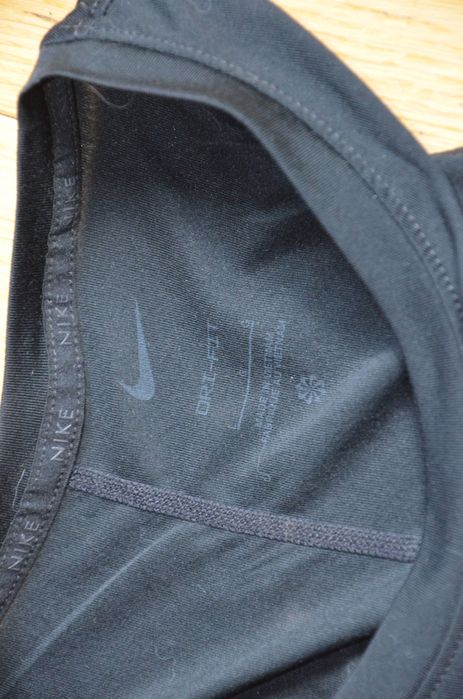 t-shirt top  Nike czarna r. L