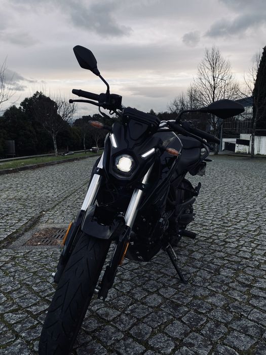 Voge 125r ( ainda com garantia!!!)