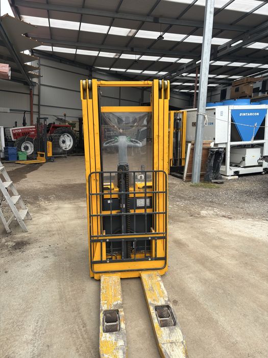 stacker torre tripla