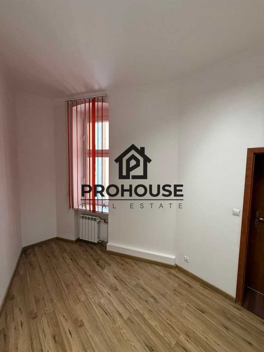 Do wynajęcia lokal biurowy 20 m2 Centrum .