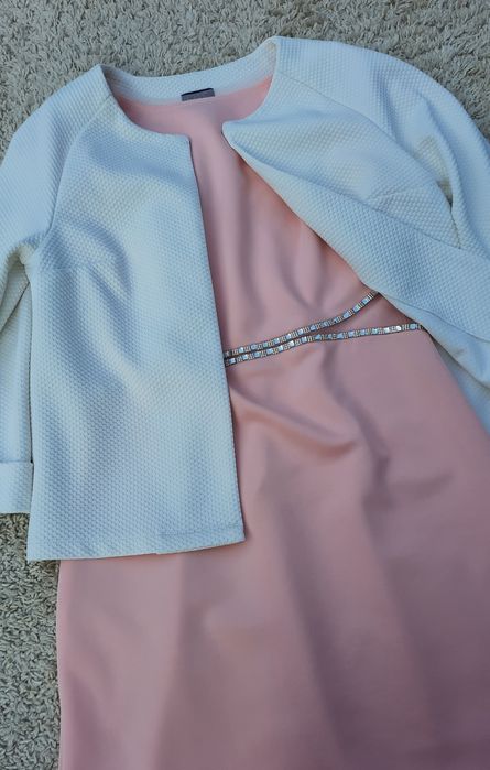 Сукня святкова персикова