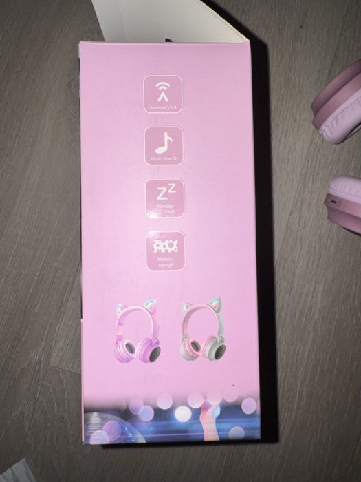 Наушники 700 грн