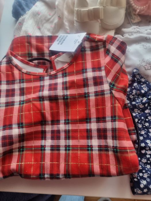 Sprzedam paczkę dla dziewczynki ok 70 cm