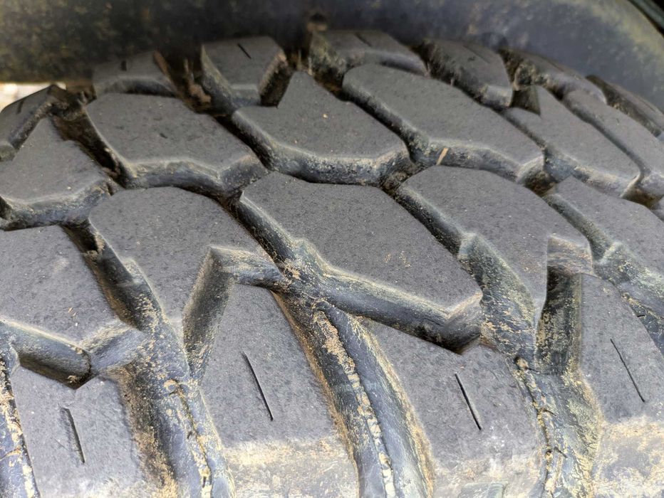 Vendo 4 pneus Ecovision VI-186 MT (Mud Terrain) 245/75 R16