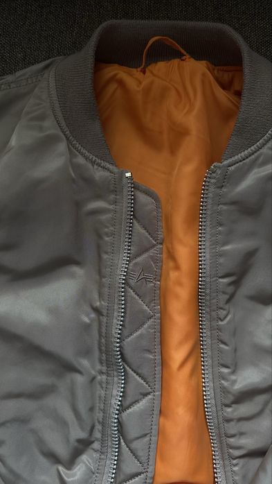 Куртка Alpha Industries жіноча