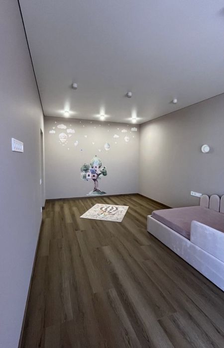 Продаж котеджу з сучасним ремонтом Зубра