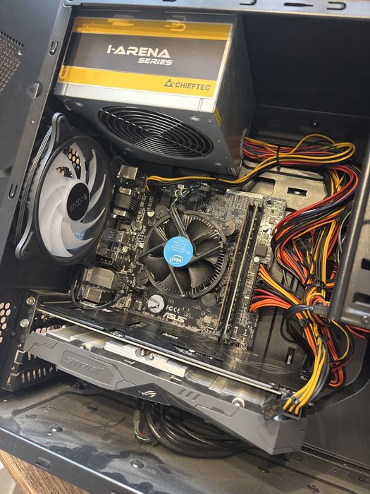 ПК на i5-7400 , ОЗУ 16ГБ , GTX 1050 Ti, SSD 256