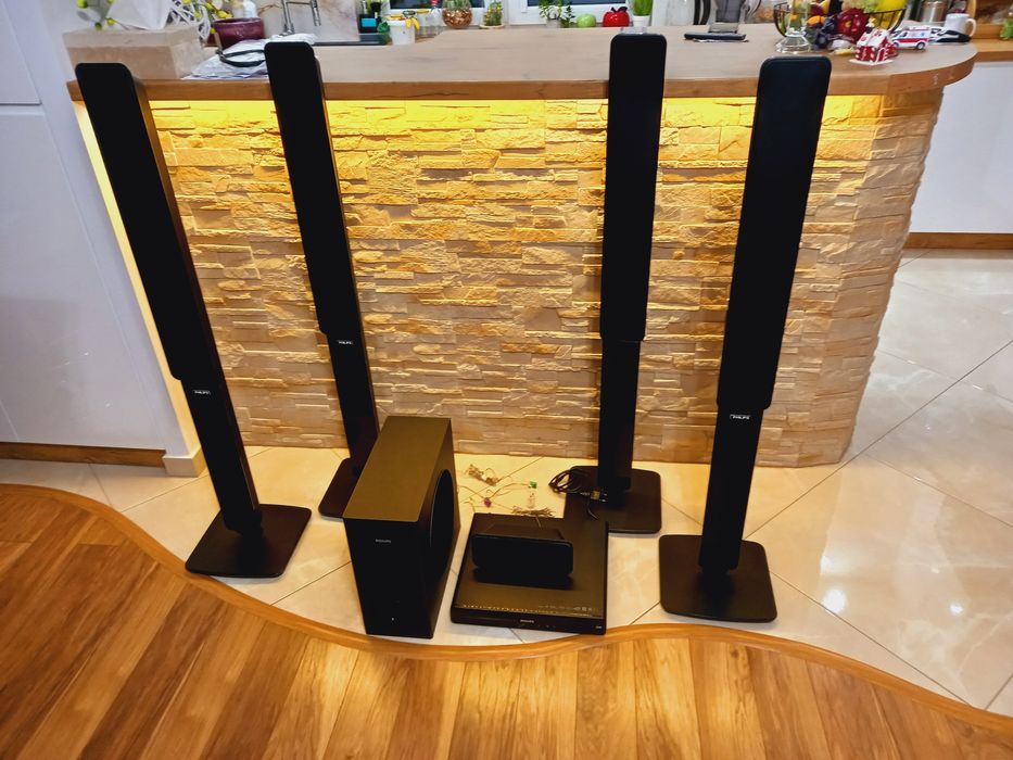 Zestaw kina domowego Philips HTS 3373/12