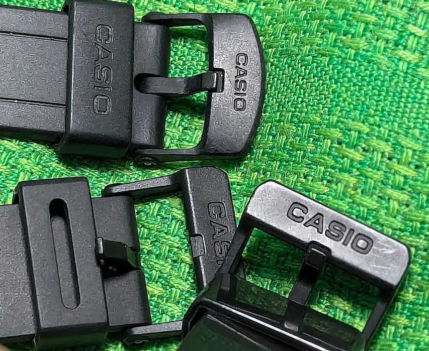 Оригинальные винтажные спортивные часы Casio .отличное  состояние