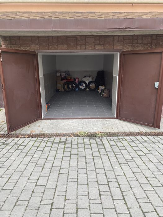 Продається гараж вул.Хіміків 21А