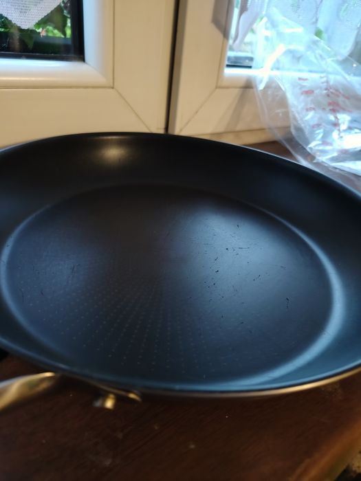 Używane patelnie Tefal duetto+ 24 i 28cm.