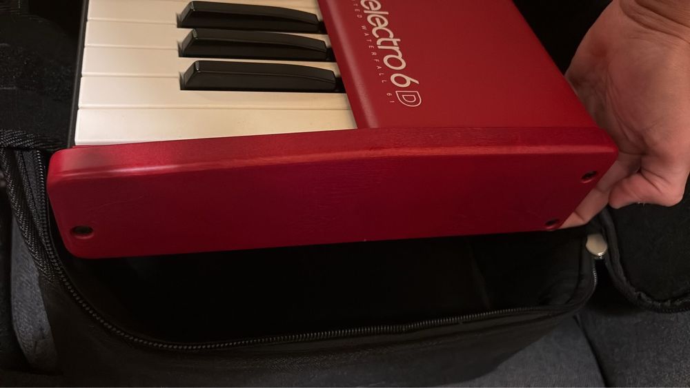 Nord Electro 6D 61 Como Novo