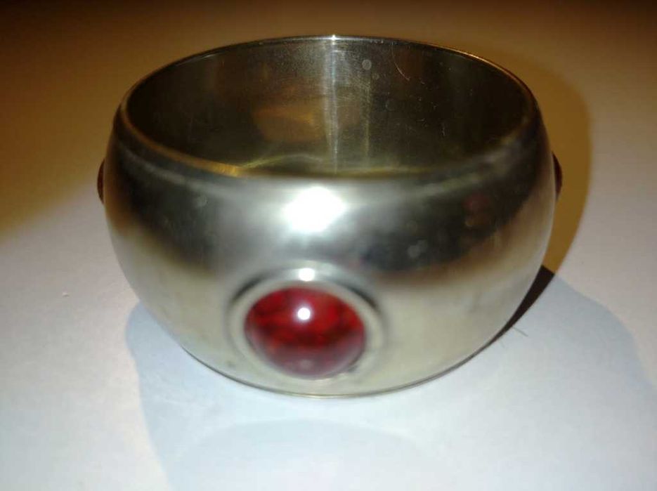 Set of 4 Individual Napkin Rings (vintage)