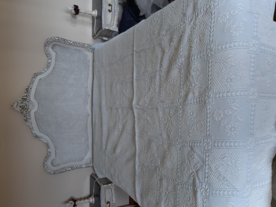 Toalha de mesa bordado glamour novo