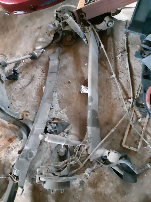 Задня балка кіа kia киа церато,cerato,forte 2004-2021