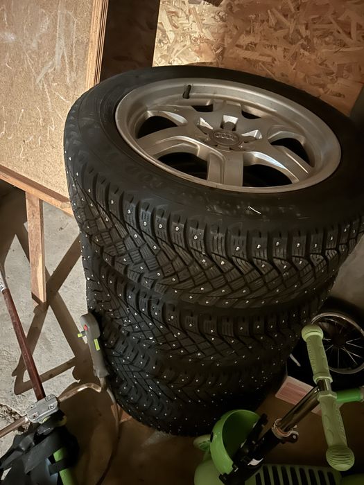 Goodyear UltraGrip Artic 2 225/55 R17